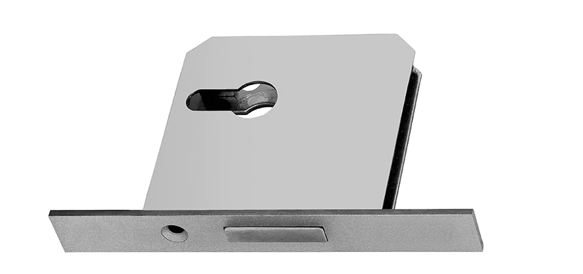 Fix A Deadbolt Door Lock in Carbondale, Illinois